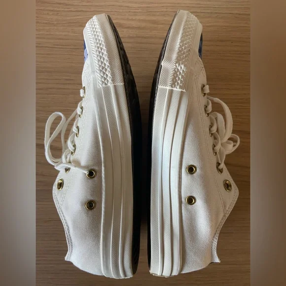 Converse Chuck Taylor All Star White PARKWAY FLORAL LOW TOP - Picture 3 of 4